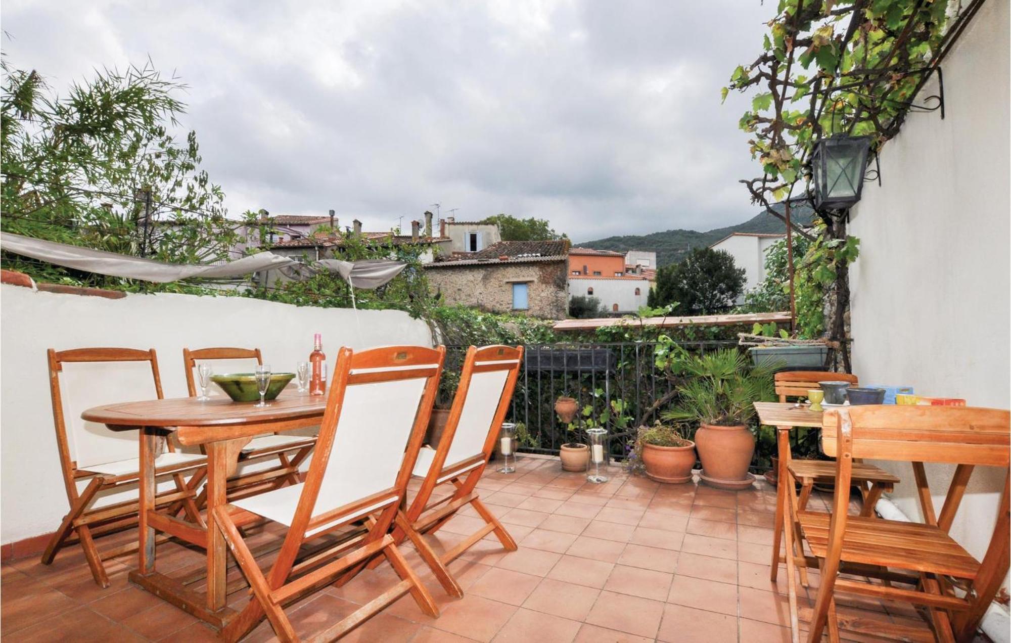 Amazing Home In Ceret With Wifi Exterior foto